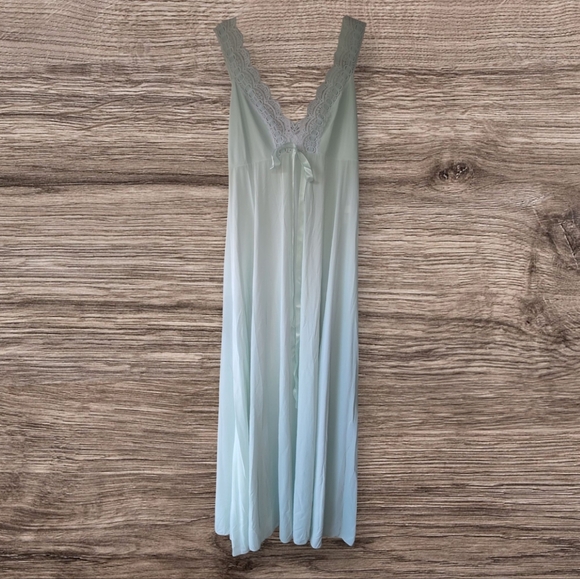 Vintage 70s Olga Peignoir Set In Mint - Picture 3 of 9